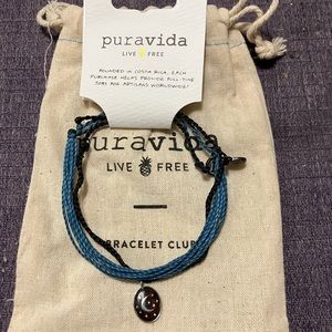 Pura Vida Monthly Bracelet Club—November 2021